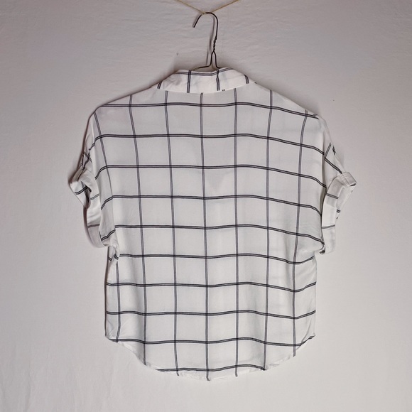 Striped B&W Button-Down - Picture 7 of 7